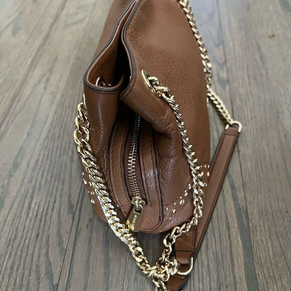 Michael Kors Saddle Brown Leather Gold Studded Chain Handbag - Picture 4 of 12
